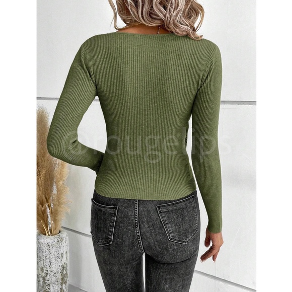 Green Rib-Knit V-Neck Overlapping Surplice Faux Wrap Light Sweater Top - Picture 4 of 7